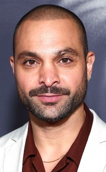 Michael Mando